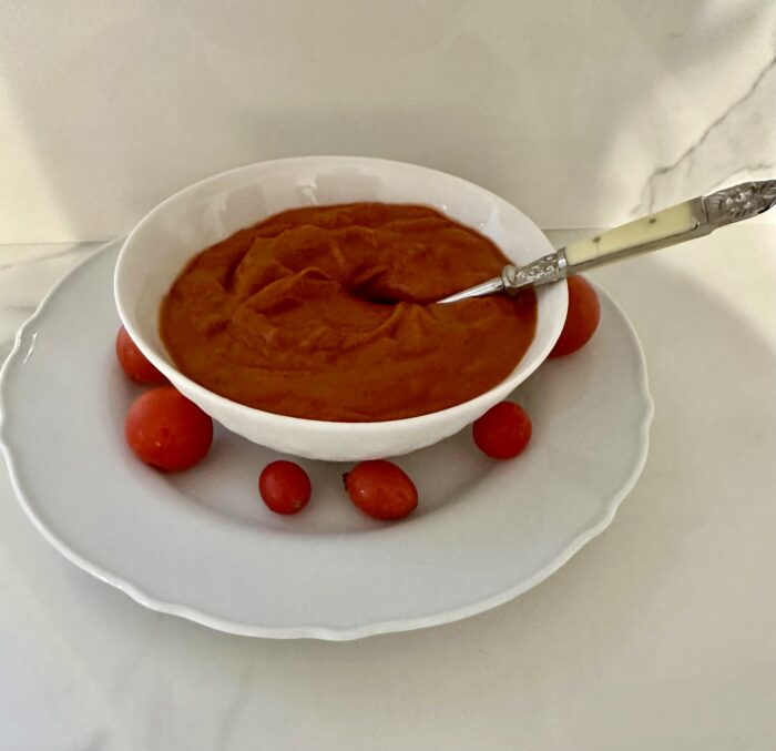 Hjemmelaget ketchup uten sukker og kunstige tilsetninger