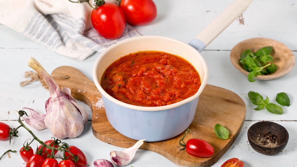 Oppskrift - hjemmelaget tomatsaus